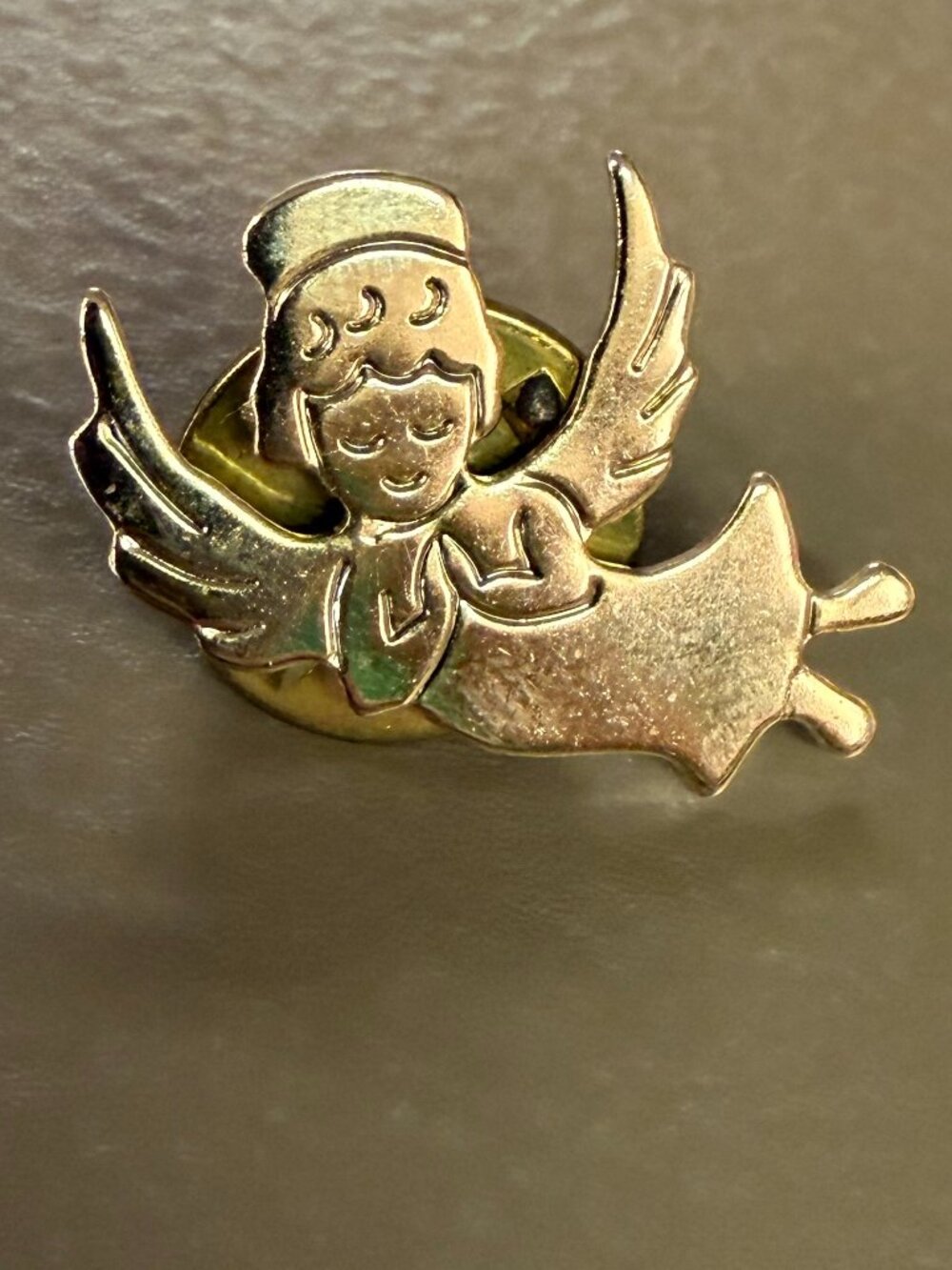 Vintage Gold Tone Praying Angel Lapel Pin
